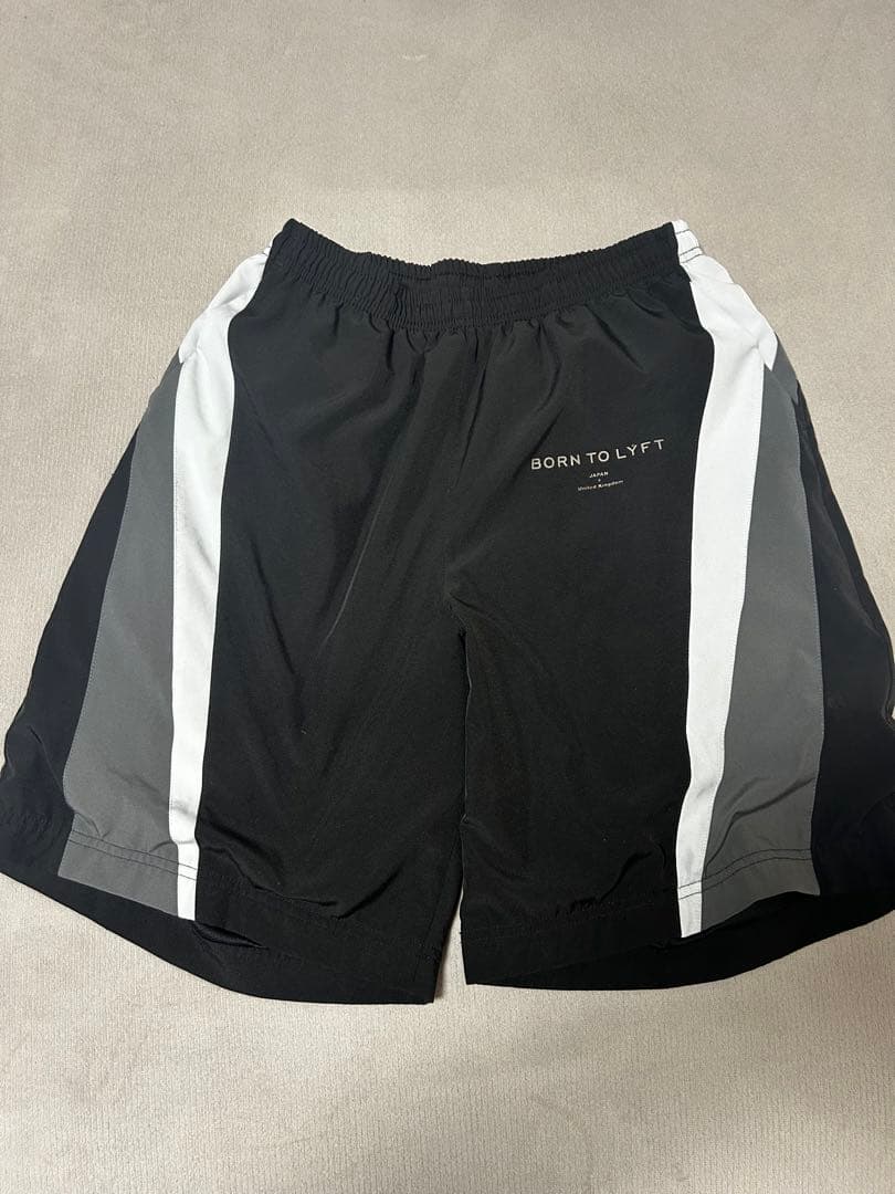 LYFT 2LINE WIDE SHORTS V.2 - BLACK - メルカリ