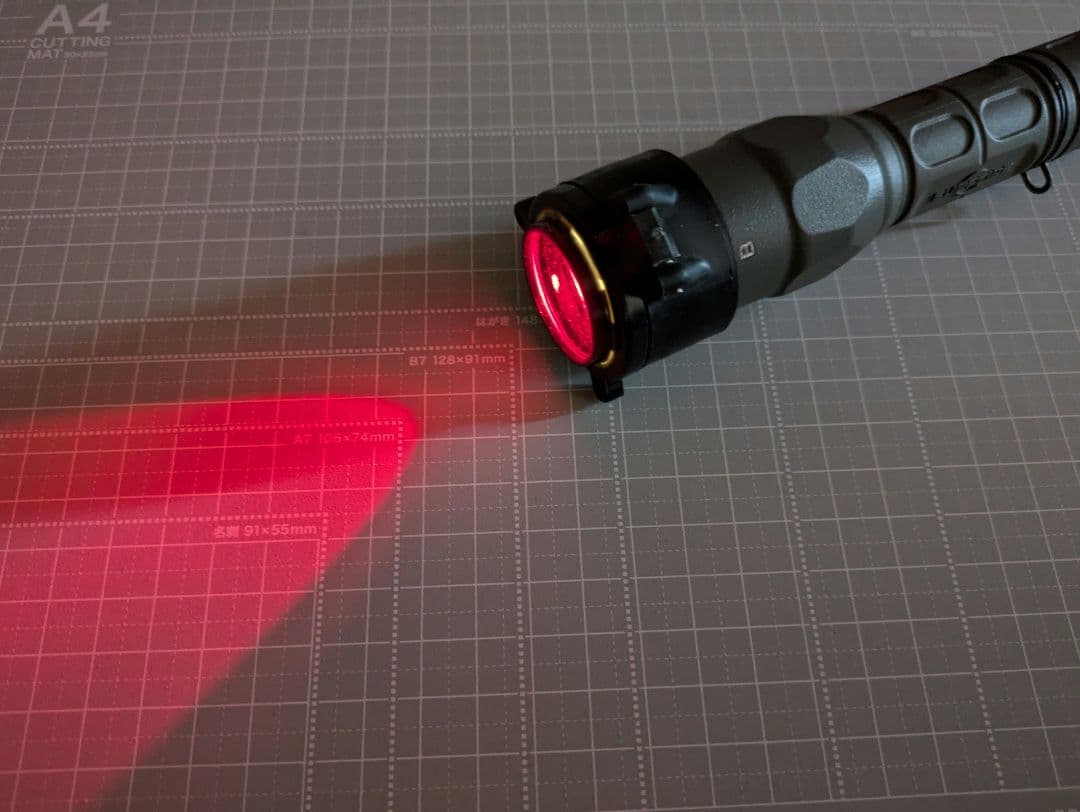 【実物】 SUREFIRE　F66 レッドフィルター