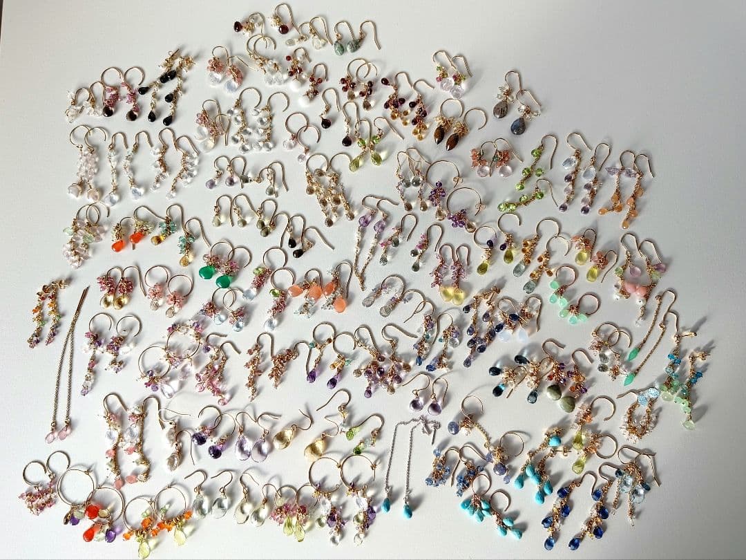 ハンドメイド天然石アクセサリーまとめ売り100点↑