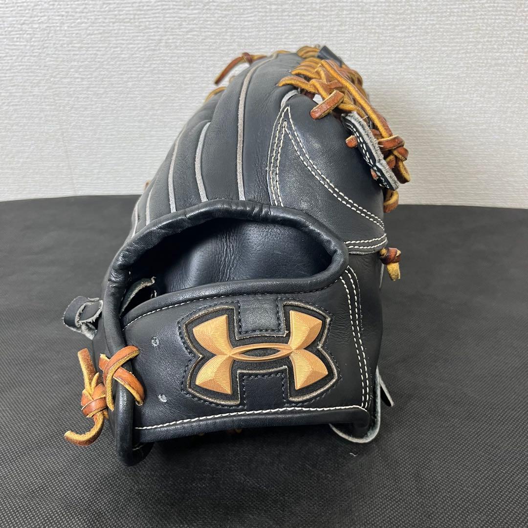 極美品】アンダーアーマー 外野用 硬式グローブ ブラック QBB0088