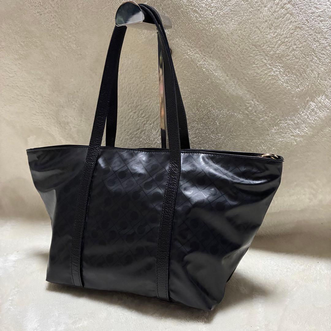 美品✨ゲラルディーニ トートバッグ ソフティ ブラック イタリア製