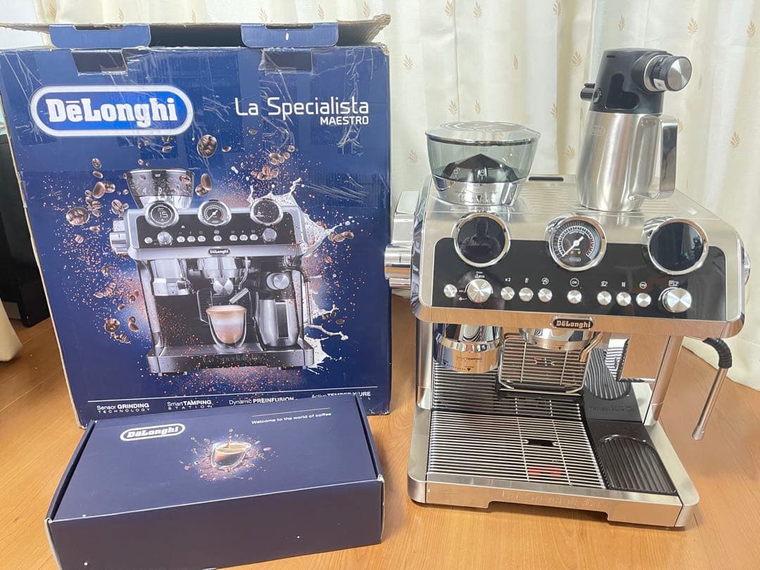 DeLonghi La Specialista Maestroエスプレッソマシン