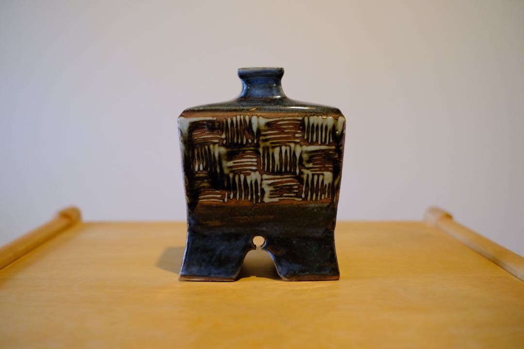 民藝美 溢れる 壺 / 飾り壺 花瓶 花入 陶芸 陶器 民藝 工藝 骨董 和骨董
