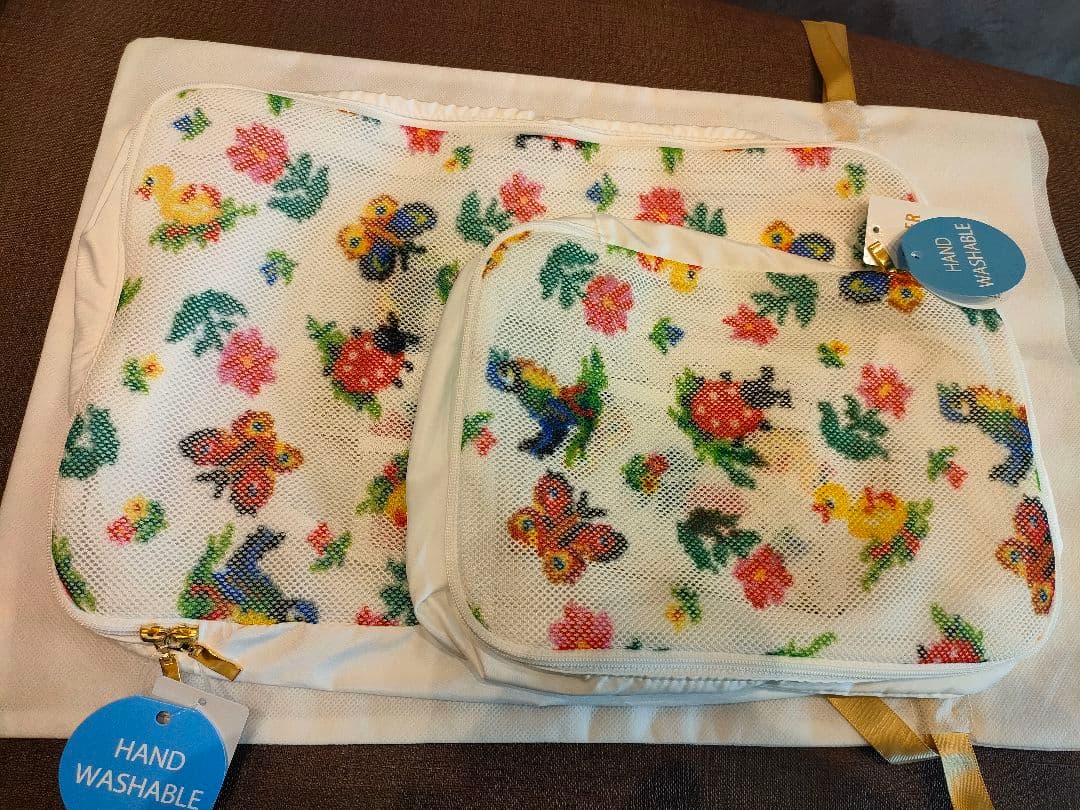 ✿プレゼント包装✿FEILERフェイラーハイジ柄ガーメントケースM・L2点セット