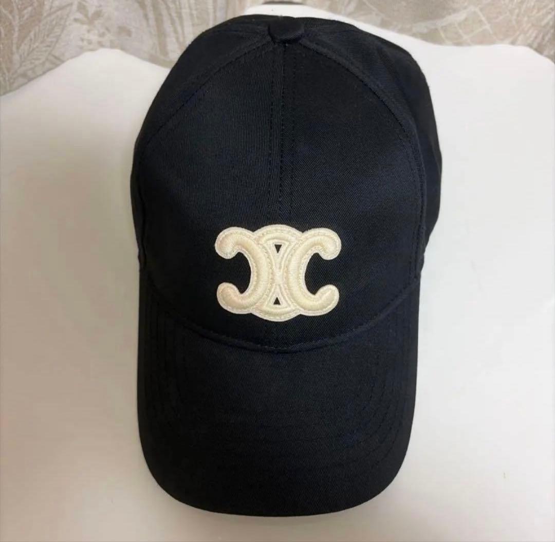CELINE 黒 キャップ