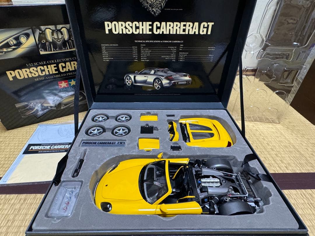 1/12 ポルシェ カレラGT イエローバージョン (セミアッセンブルモデル