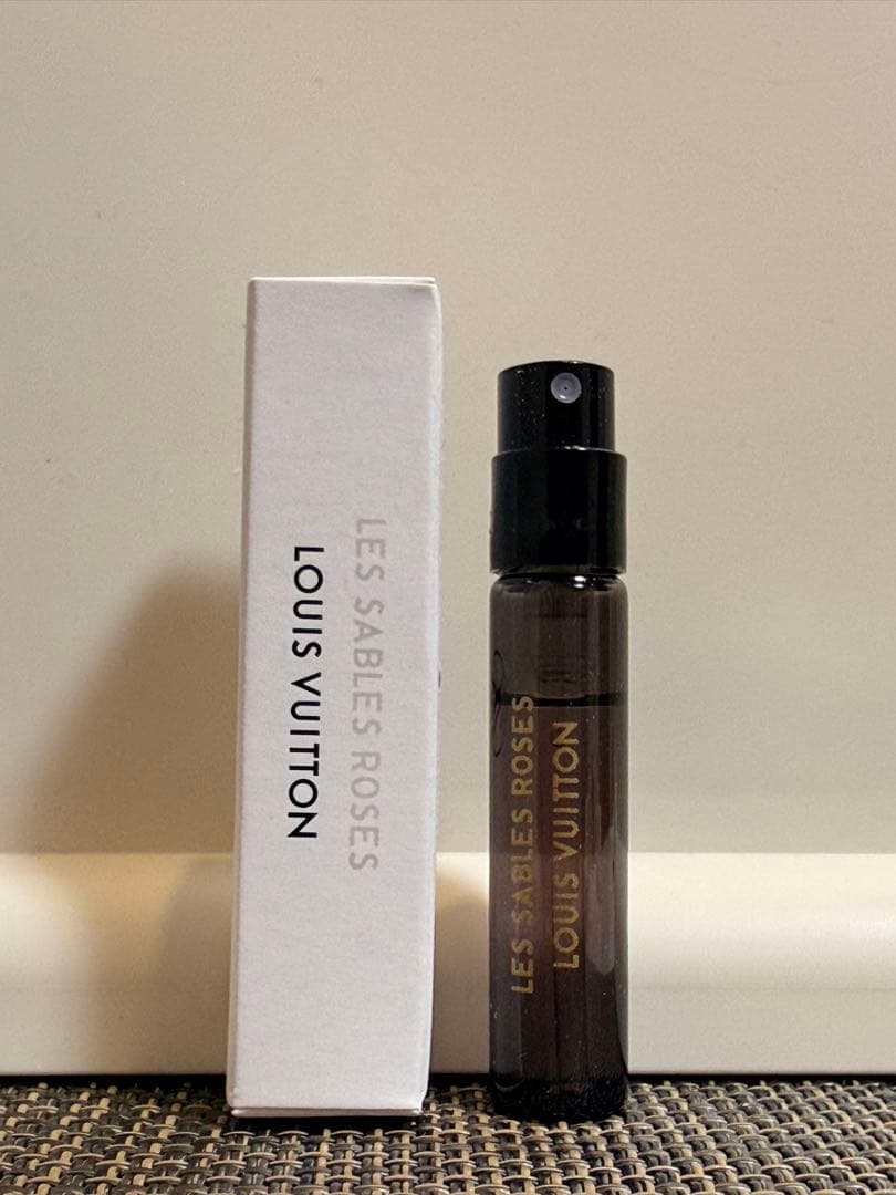 ルイヴィトン レサーブルローズ オードゥパルファン サンプル 箱あり