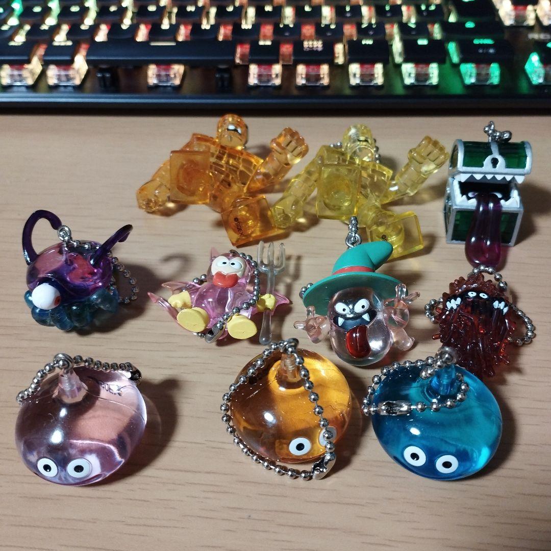 ドラゴンクエスト クリアキーホルダー10個セットとスライム