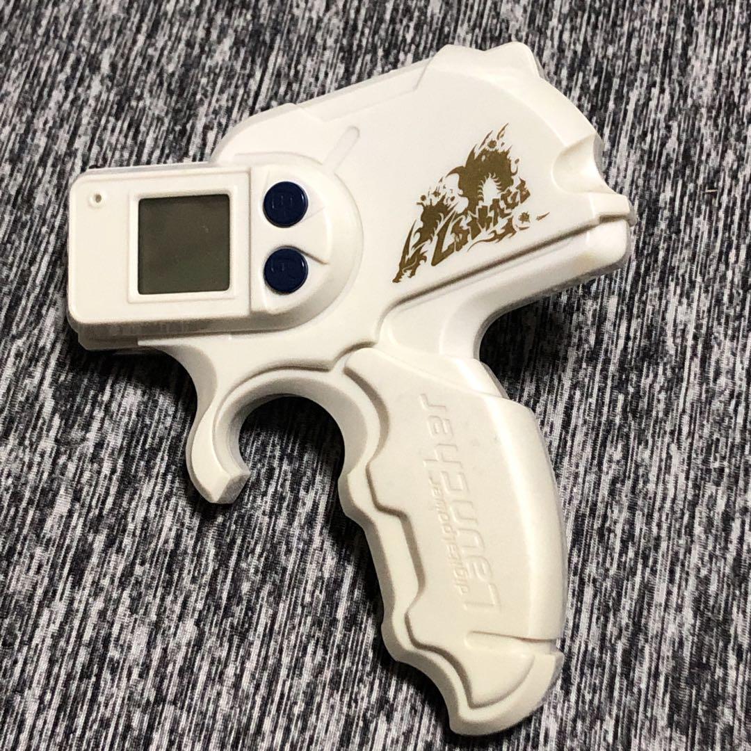 メタルファイトベイブレード デジタルパワーランチャー ホワイト