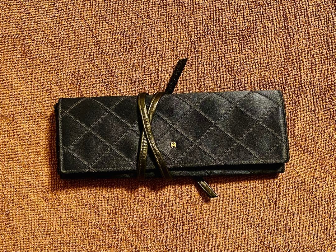 CHANEL ブラックレザー アクセサリーケース 楽天市場】【美品】シャネル 【CHANEL】マトラッセ ジュエリーケース