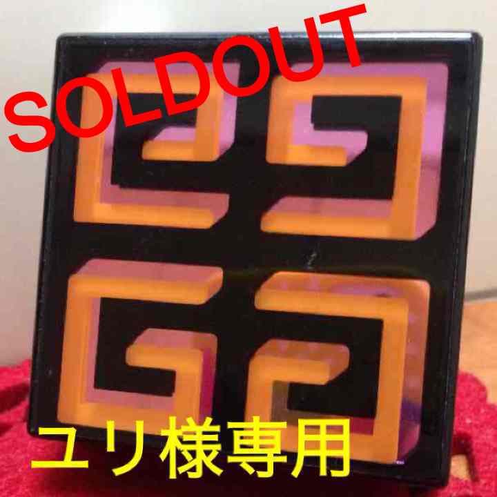 ユリ GIVENCHY フェイス＆ボディパウダー