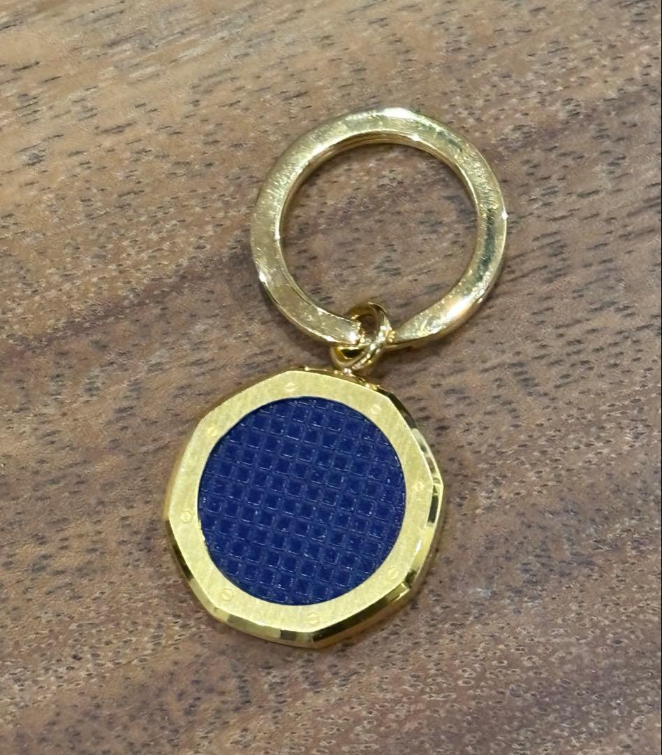 オーデマ・ピゲ　AUDEMARS PIGUET　キーホルダー　ゴールド／ブルー