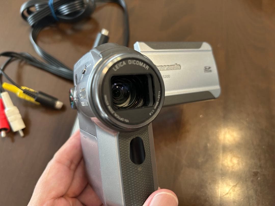 Panasonic SDR-S200 3CCD ビデオカメラ キャリーバック付き