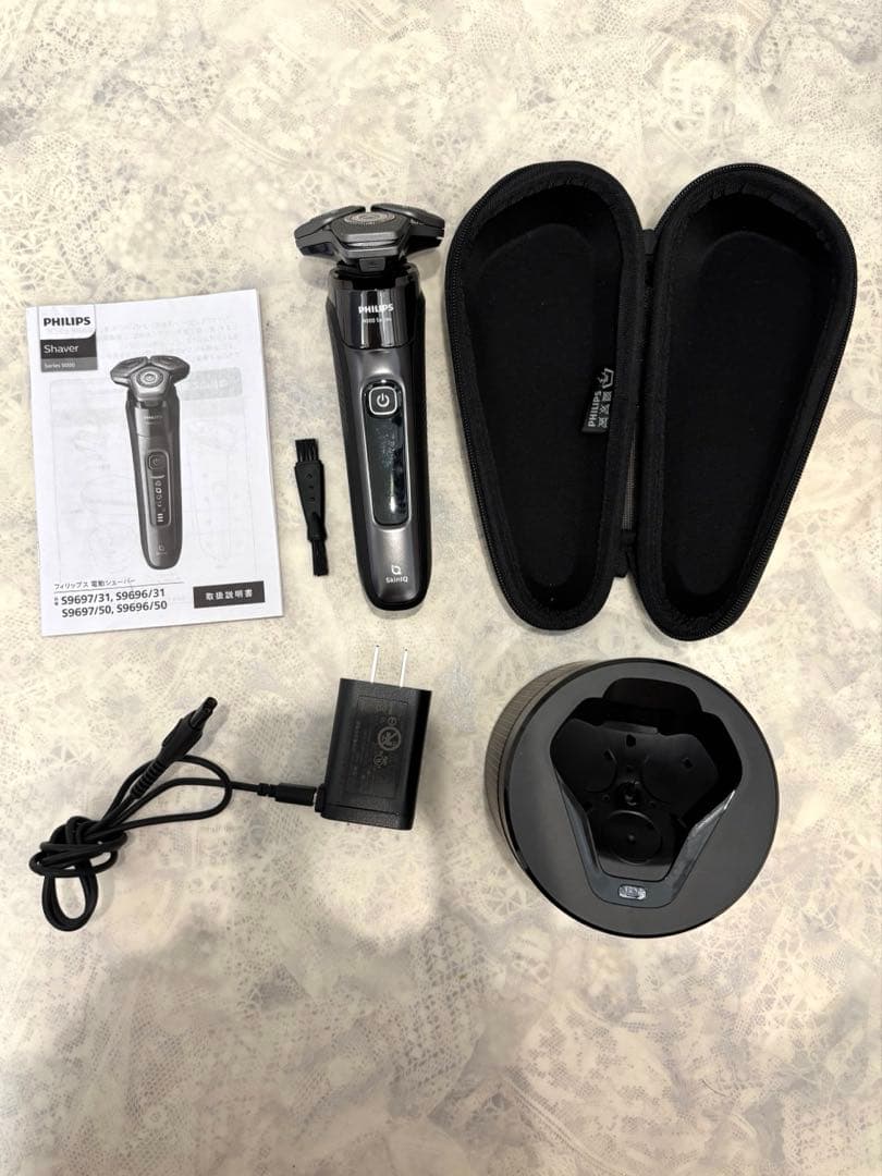 PHILIPS Shaver series9000 S9696/50 洗浄機付き