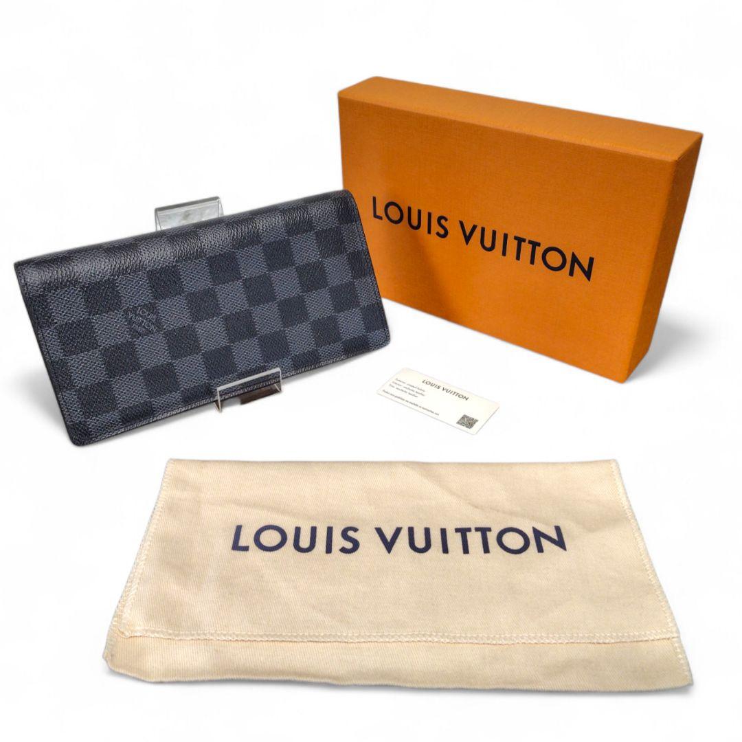 ぽ*ゃ様 ルイヴィトン ダミエグラフィット ポルトフォイユ・ブラザ 二つ折り長財 LOUIS VUITTON（ルイ・ヴィトン） 長財布 二つ折り ポルトフォイユ