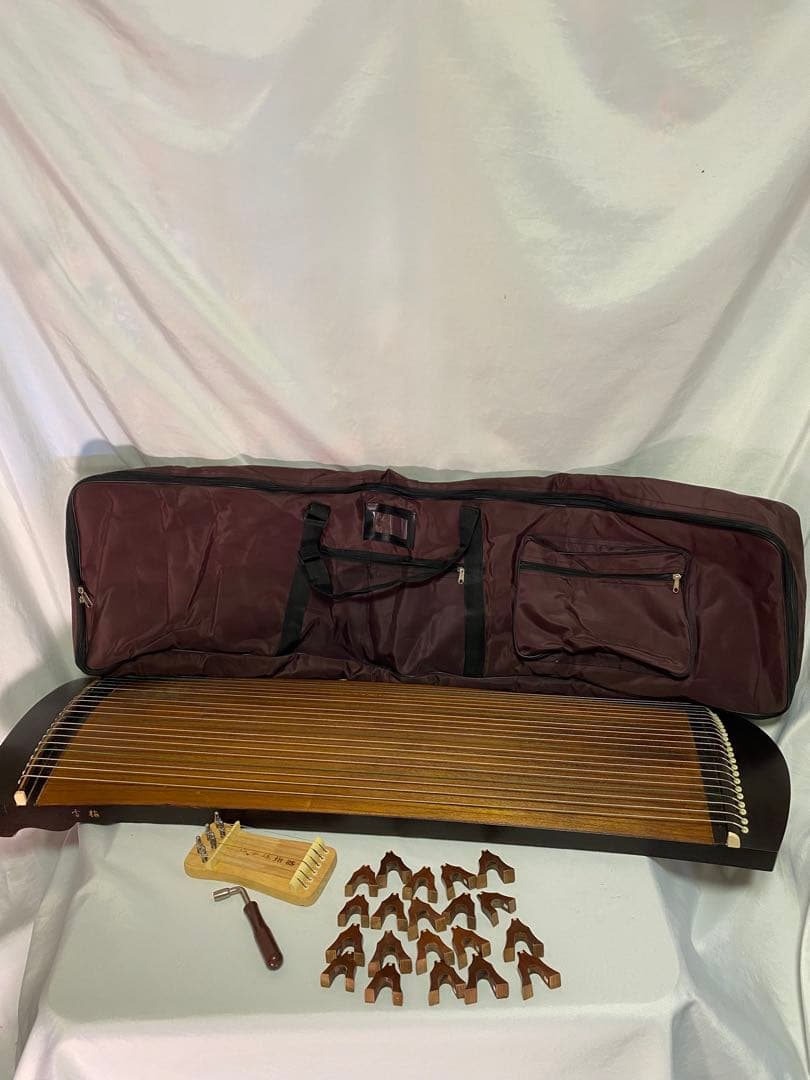 2742❣️ 21弦　琴　小古筝 2742❣️ 21弦 琴 小古筝 楽天市場】古箏 本体 爪 バッグ セット 21弦