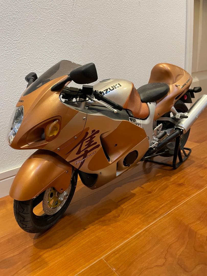 ディアゴスティーニ 1/4 スズキGSX1300R 隼 完成品 買取実績 |デアゴスティーニ スズキ ハヤブサ GSX1300R 1/4 完成品