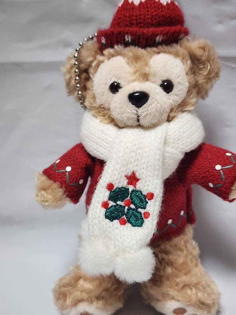 ダッフィー クリスマス ぬいぐるみバッジ - メルカリ