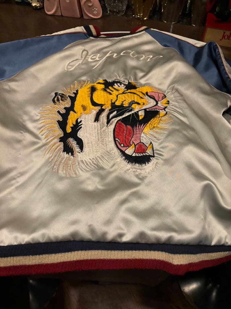 スカジャン 虎・ドラゴン・鷹 刺繍 鷹虎龍刺繍/別珍リバーシブルスカジャン Japanesque JSKJ-006 和柄