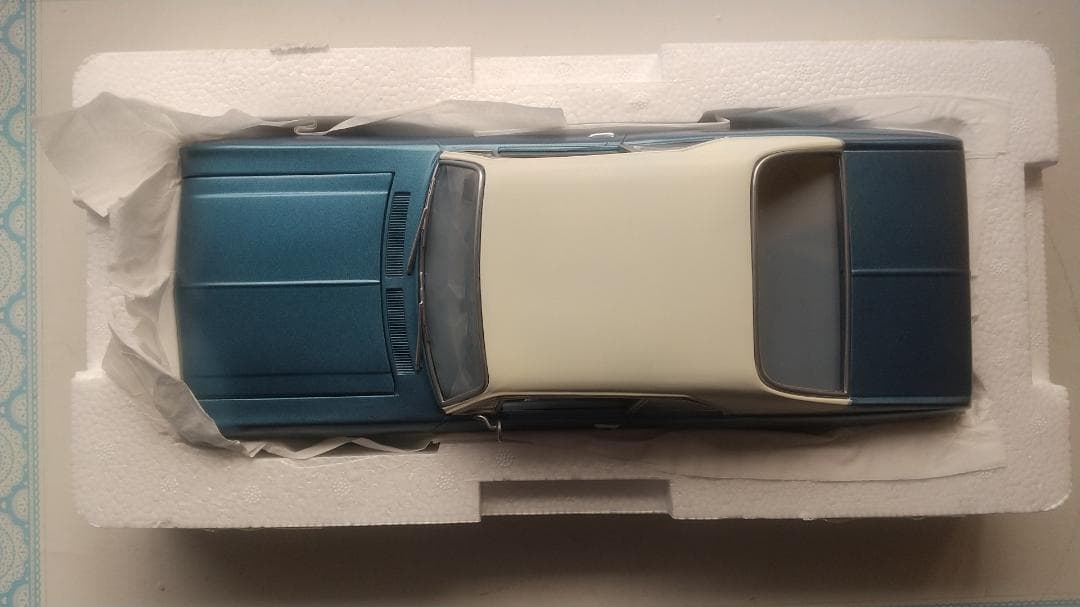 1/18 ビバリーヒルズコップ シボレー ノヴァ - メルカリ