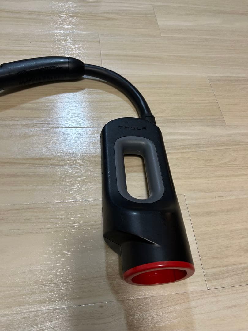 テスラ チャデモアダプター CHAdeMO チャデモアダプター テスラ 充電器 chademo tesla - メルカリ