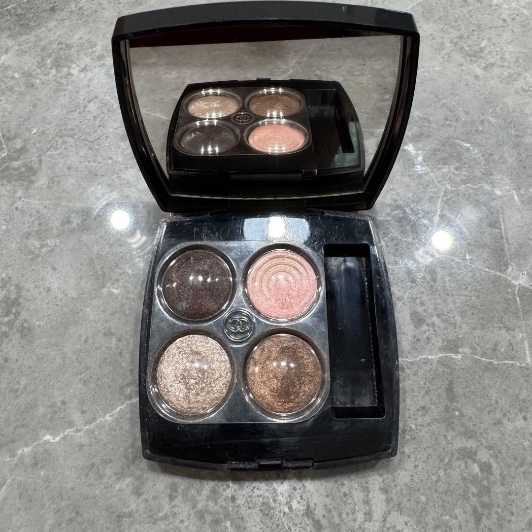 CHANEL】レ キャトル オンブル / 14 ミスティックアイズ - メルカリ