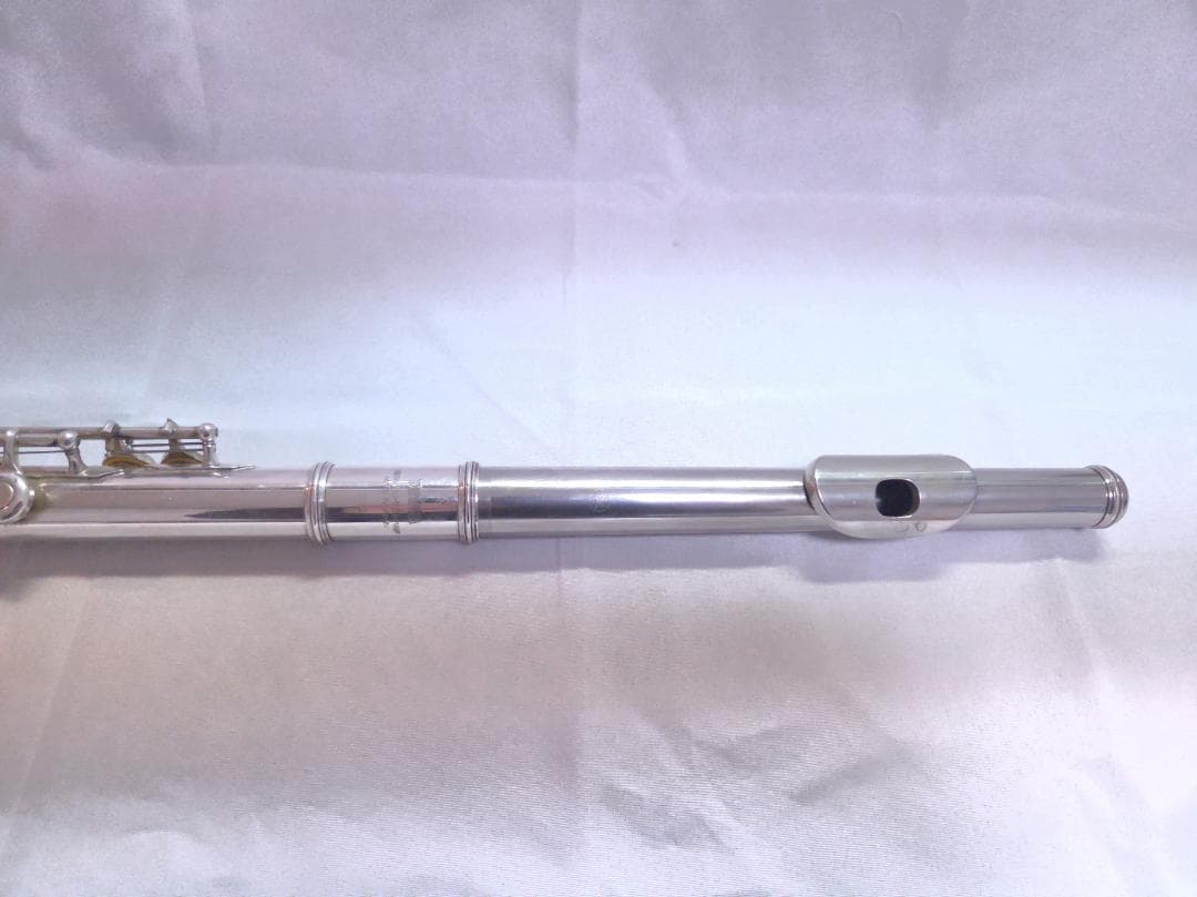 YAMAHA YFL-211SⅡ フルート 日本製 銀メッキ Eメカ付#2428 - メルカリ