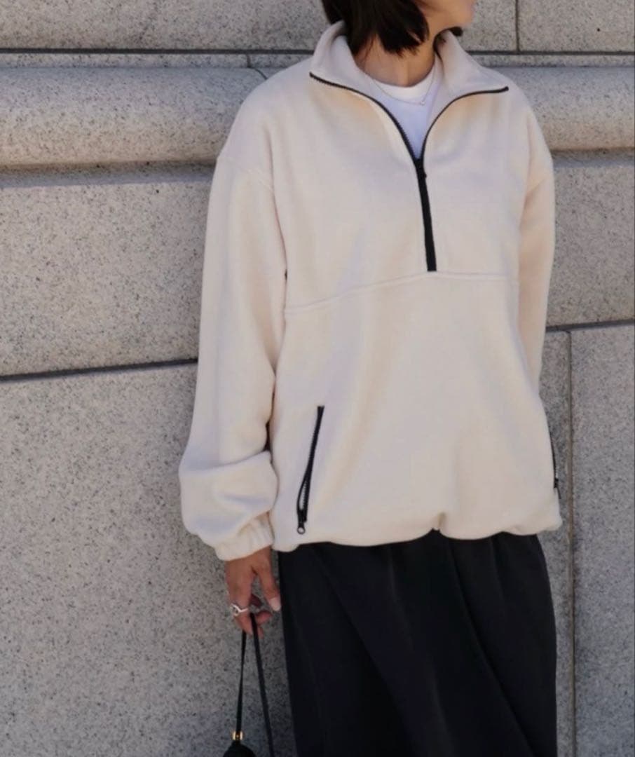 美品　machatt フリースプルオーバー