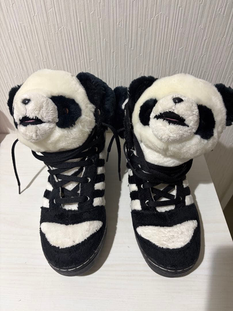 極稀少☆adidas × Jeremy Scott パンダベア 人気モデル 廃盤