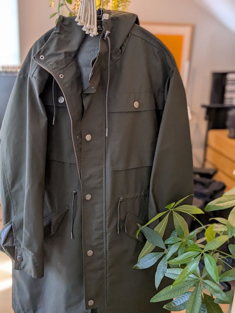 【交渉可】A.P.C. フード付きマウンテンパーカー Sサイズ