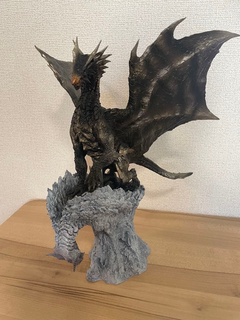 モンスターハンター 鋼龍 クシャルダオラ フィギュア クリエイターズ