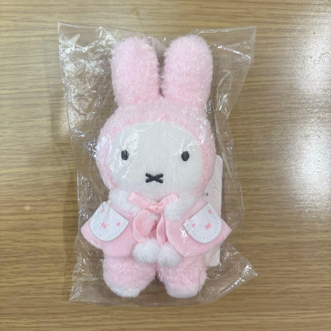 ミッフィー zakka フェスタ　ウィンターミッフィー マスコット　さくらいろ ミッフィー zakkaフェスタ ウィンターミッフィー マスコット - メルカリ