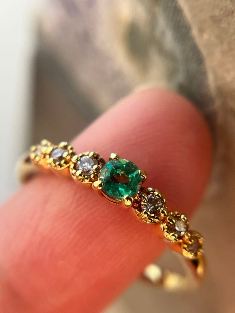 新品K18YGエメラルド0.16ctダイヤモンドリング指輪