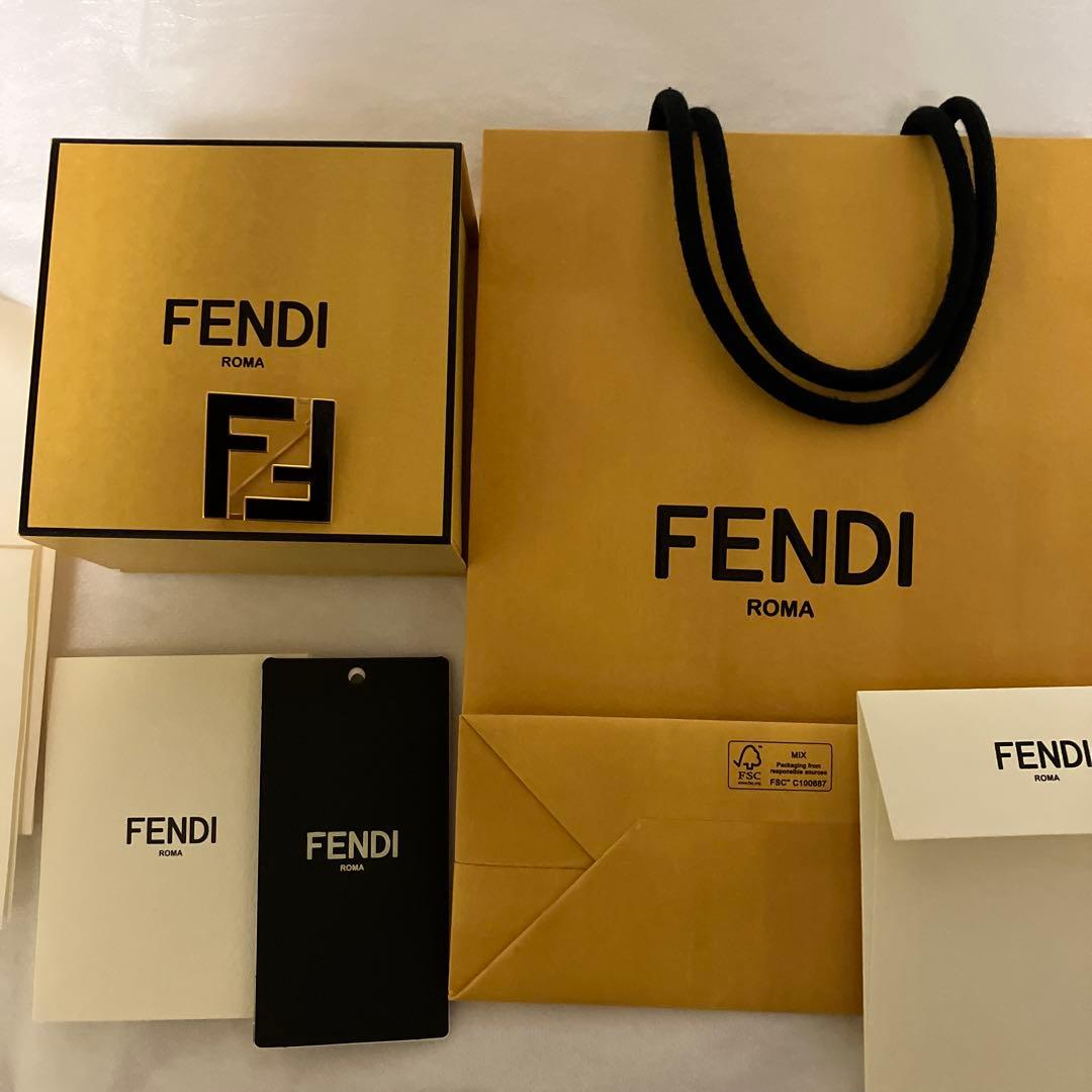 FENDI☆ROMA☆アクセサリー☆美品☆翌日発送
