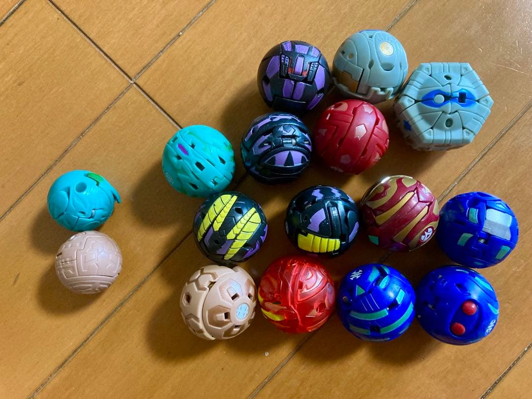 爆丸　バトルブローラーズ　ガチャバク　カード　まとめ売り　初期　レア 爆丸 バトルブローラーズ ガチャバク カード まとめ売り 初期 レア