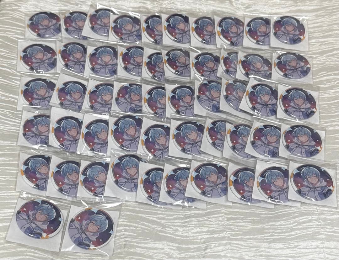 【最終値下げ】ころんくん アルバム 特典 缶バッジ 52個 ころんくん ベストアルバム アニメイト 特典缶バッジ - メルカリ