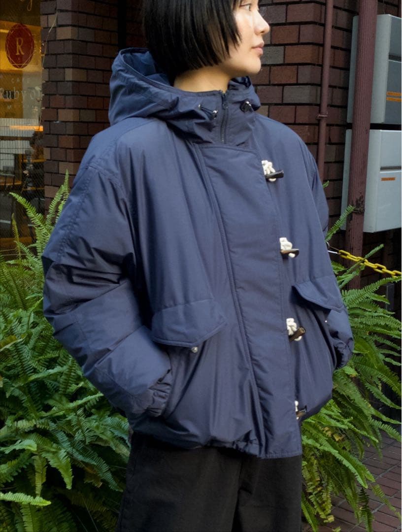 ネイビー フード付き ダウンジャケット