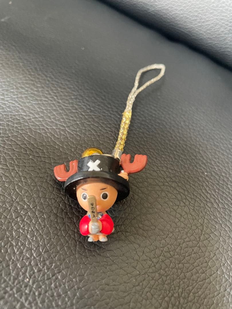 ワンピース チョッパー ストラップ付きフィギュア - メルカリ