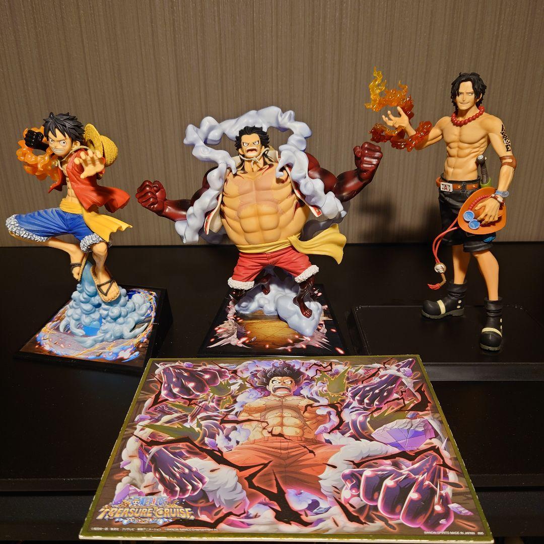 【美品】一番くじ　ワンピース　フィギュア　おまけ色紙付き