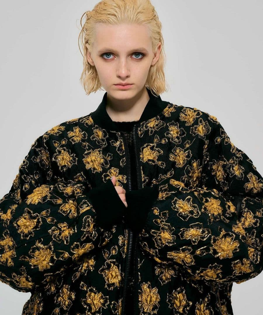 NOISE MAKER 花柄ジャガードオーバーサイズブルゾン - メルカリ