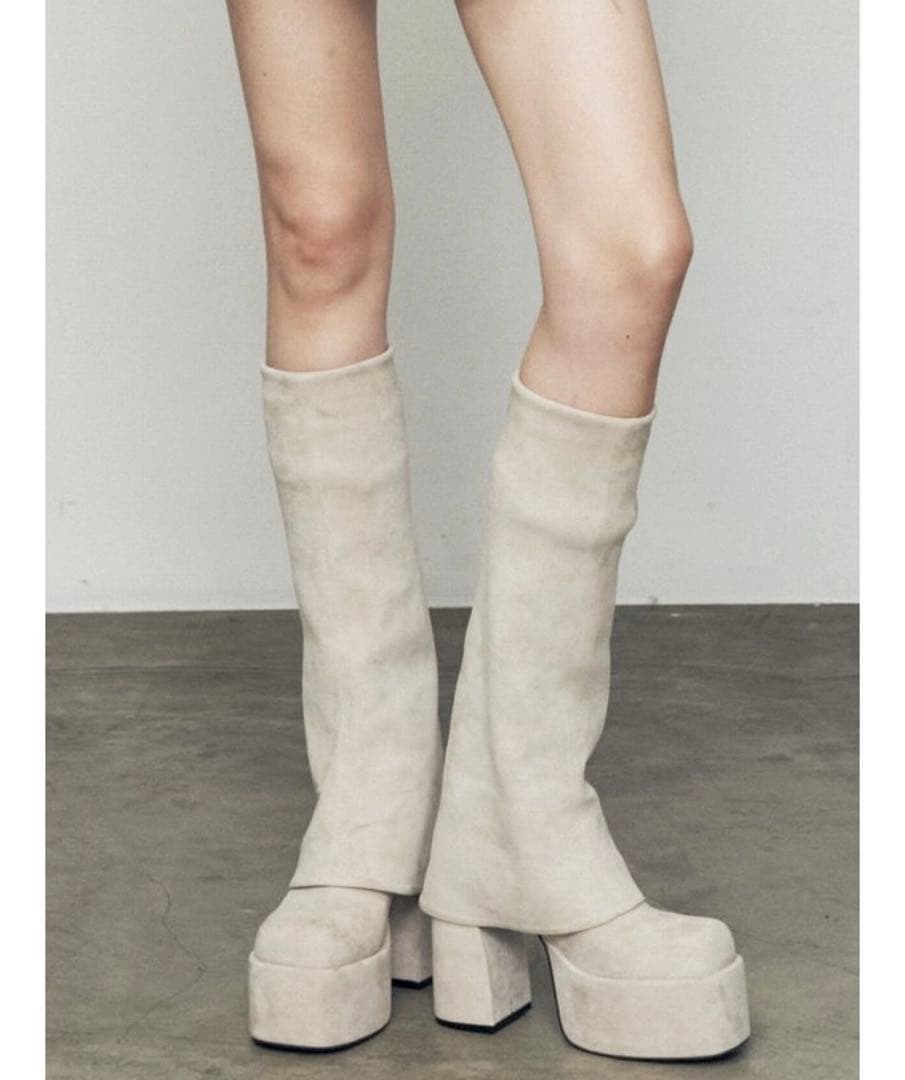 EMODA フレアーカバーフィットブーツ アイボリー L