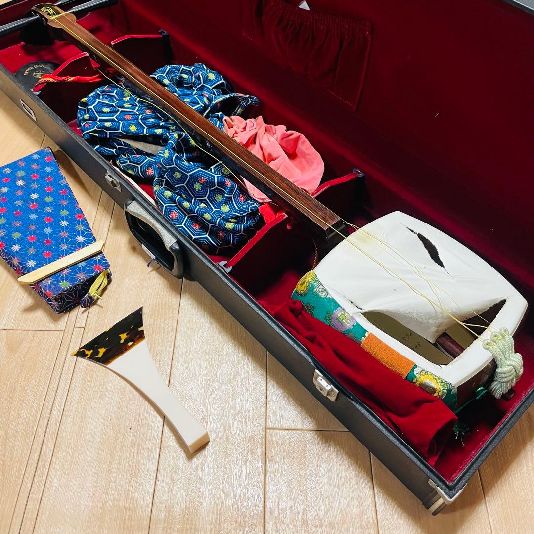 三味線　紫檀　バチ　鼈甲　ハードケース付　現状品