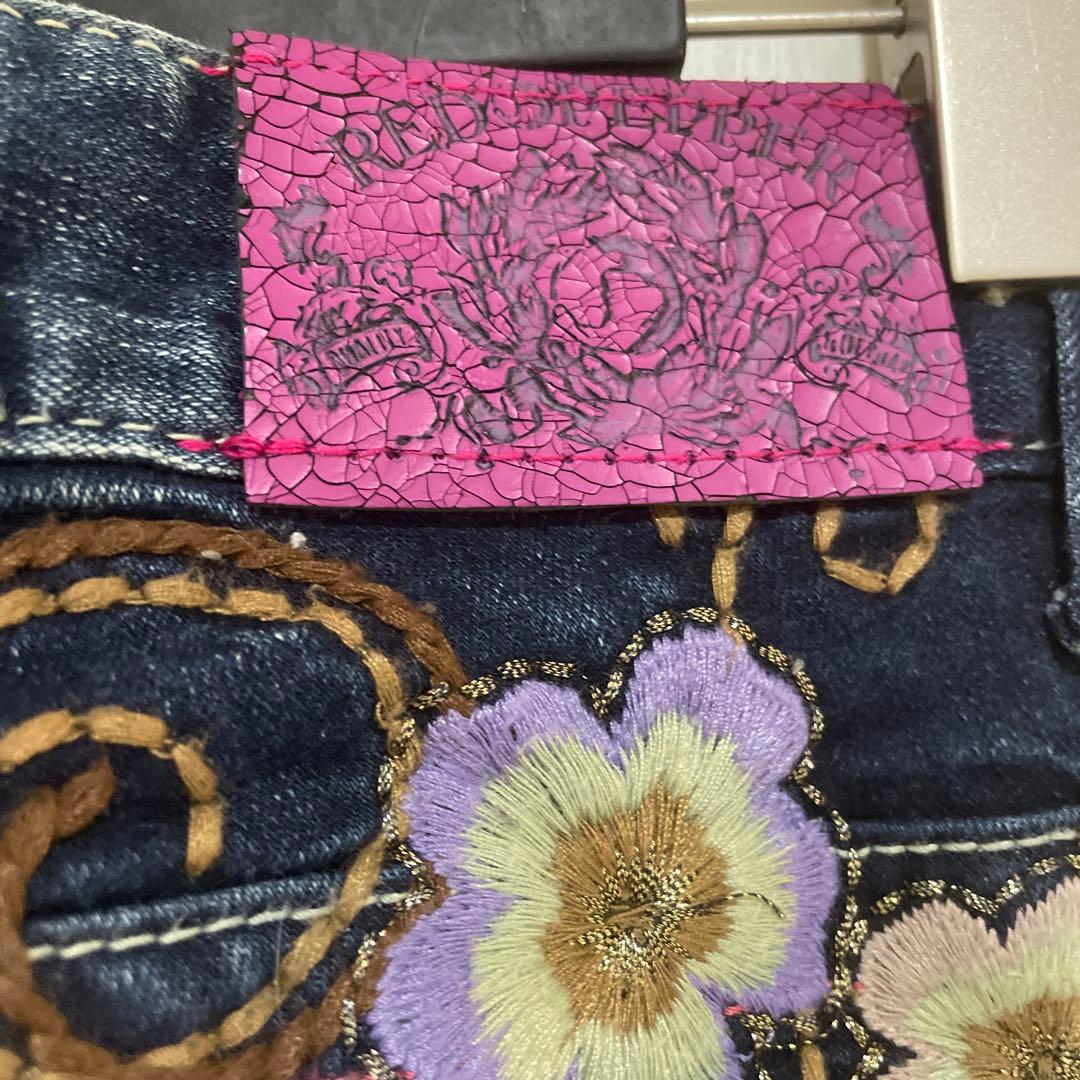 激レア red pepper 豪華刺繍 ブーツカット デニム 25 - メルカリ