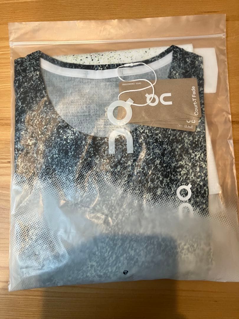 On court-T 新作　全豪オープンモデル　テニスウェア