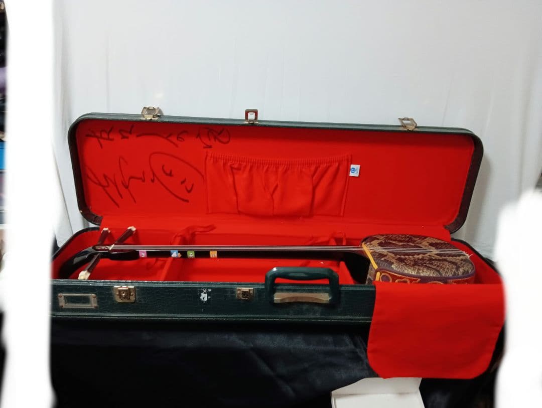 ？サイン入り三線 本体 ケース 爪 当店限定品】 三味線・お琴兼用 高級琴爪入れ・三味線駒入れ 395