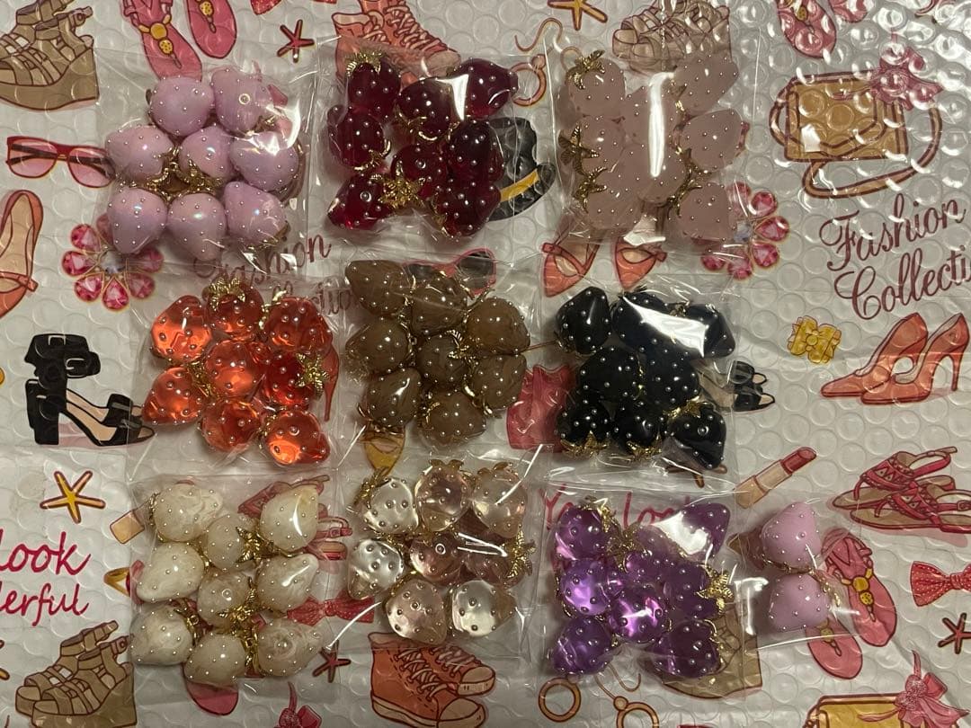 すももん ♡プロフ必読様　いちごちチャーム　90個