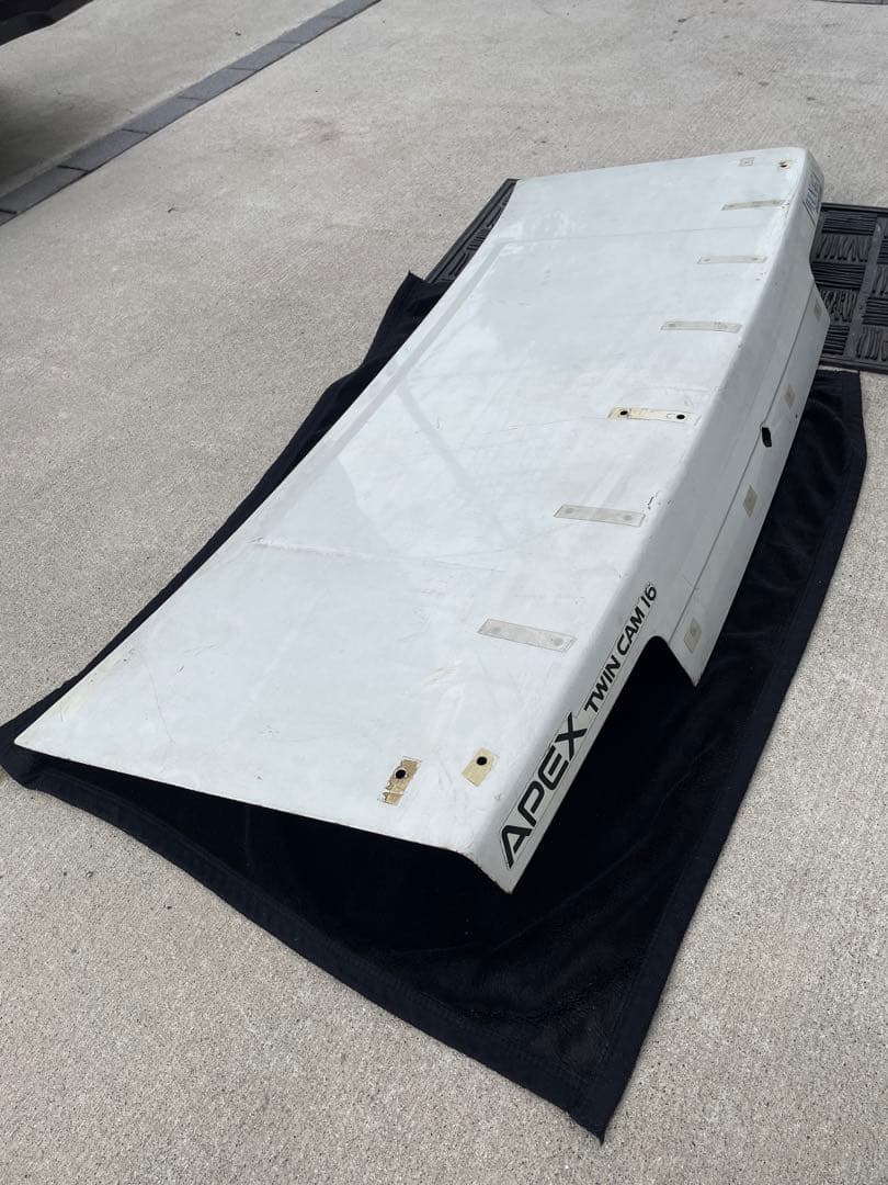 トヨタ純正 AE86 レビンリア トランク AE86前期／後期 2ドアトランク・ウエザーストリップ | ナカヤマレーシング