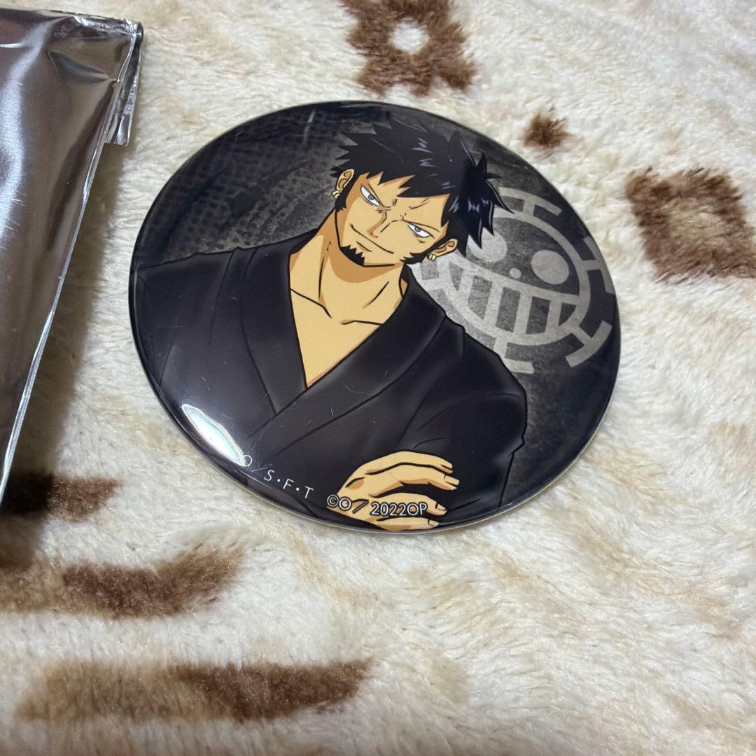 希少】ワンピース ONE PIECE 極楽湯 トラファルガー・ロー 缶バッチ