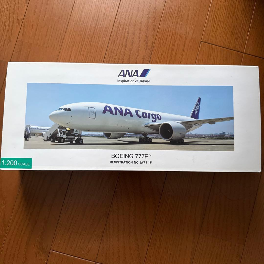 ANA CARGO 1/200 全日空商事　プレーンモデル　飛行　模型
