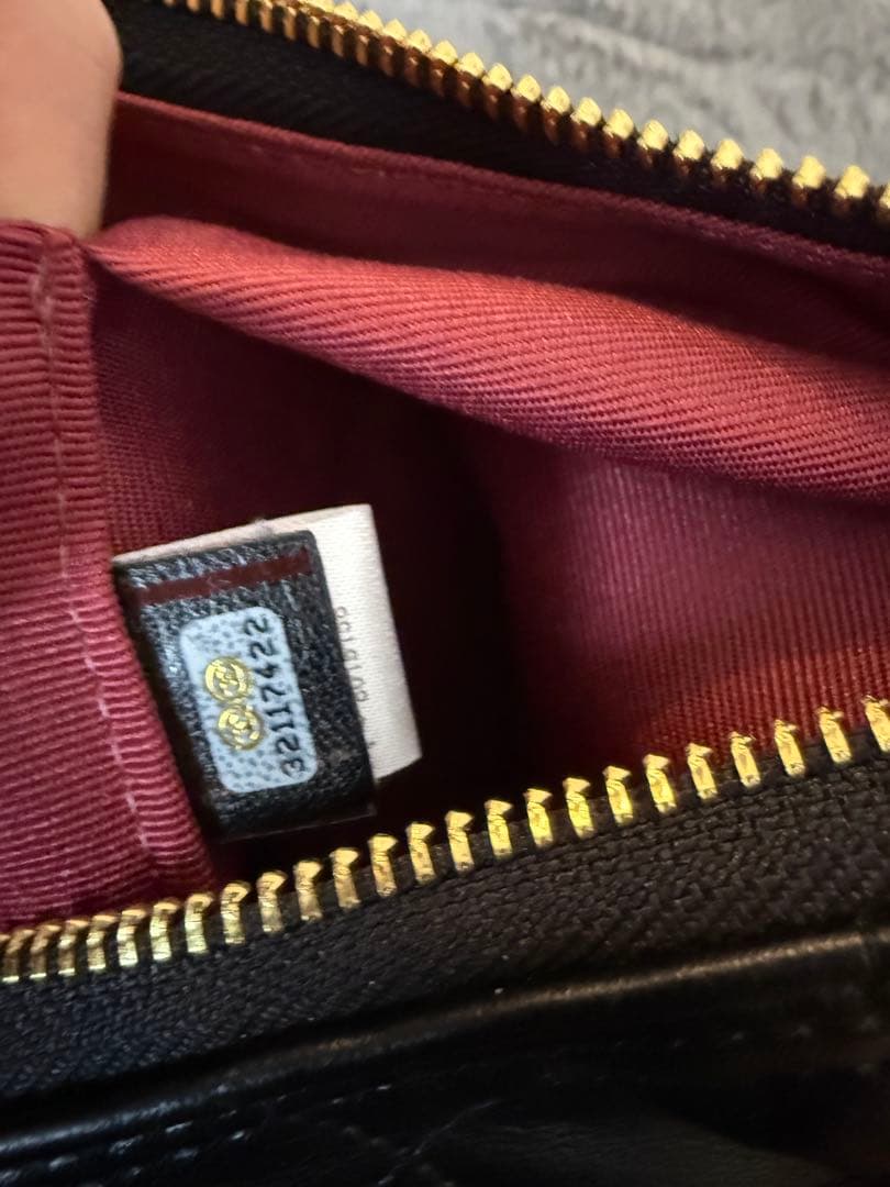 週末限定価格！CHANEL ブラック ショルダーバッグ本革ノベルティ